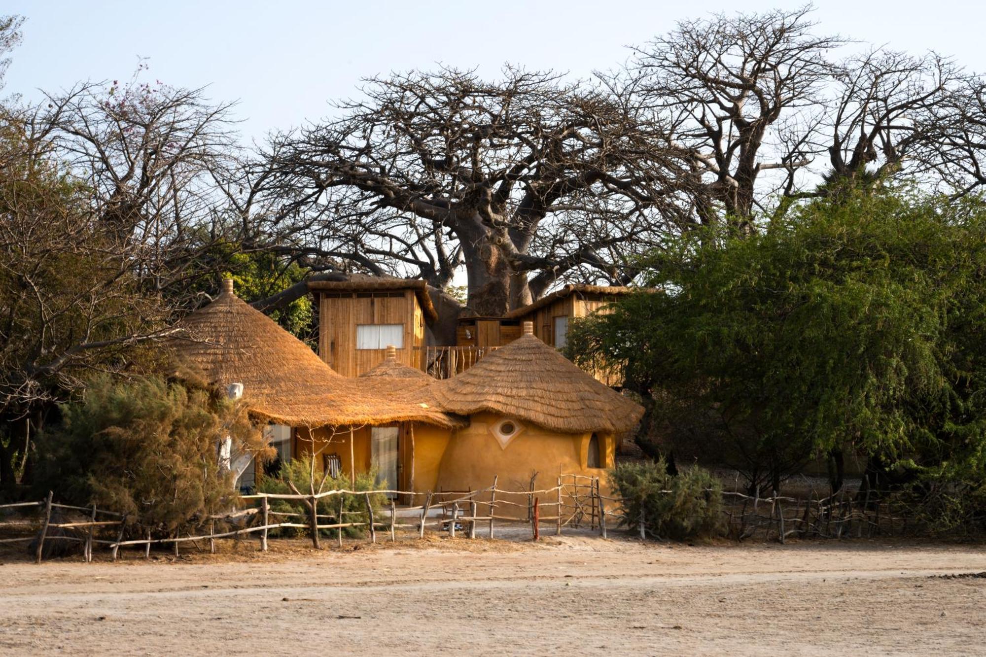 Villa Les Collines De Niassam Palmarin Exterior foto