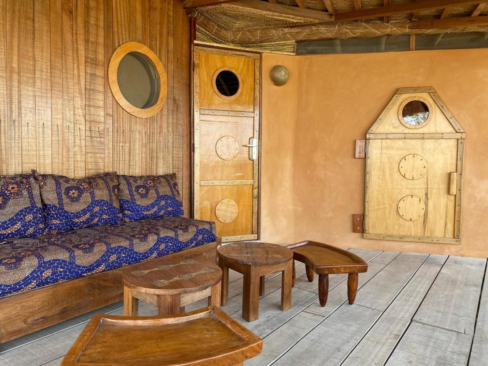 Villa Les Collines De Niassam Palmarin Exterior foto
